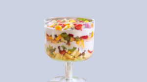 Frutas com creme de baunilha