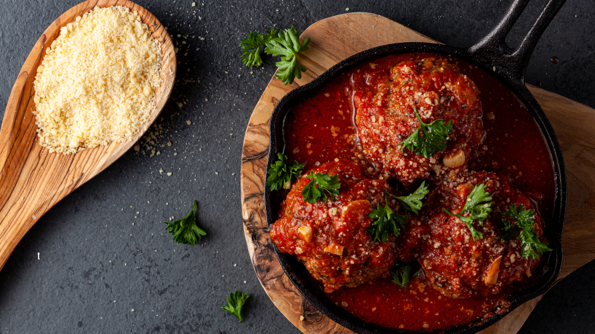 Almôndega à parmegiana recheada